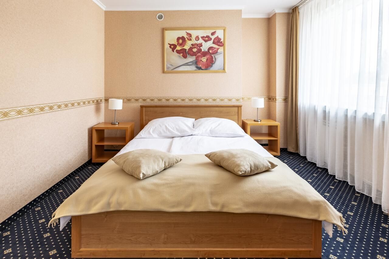 Отель Hotel Almarco Сьрода-Велькопольска-16