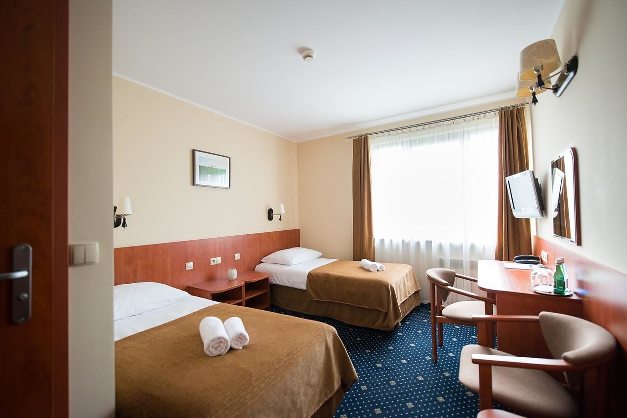 Отель Hotel Almarco Сьрода-Велькопольска-20